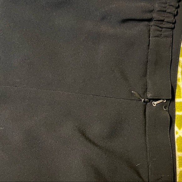 Vintage Daymor Couture Paris Blazer with Attached White Vest and Skirt size 14 - Picture 5 of 11